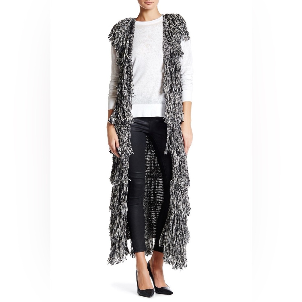 Nwot Alice + Olivia Yazmin Long Fringe Sweater Ve… - image 2